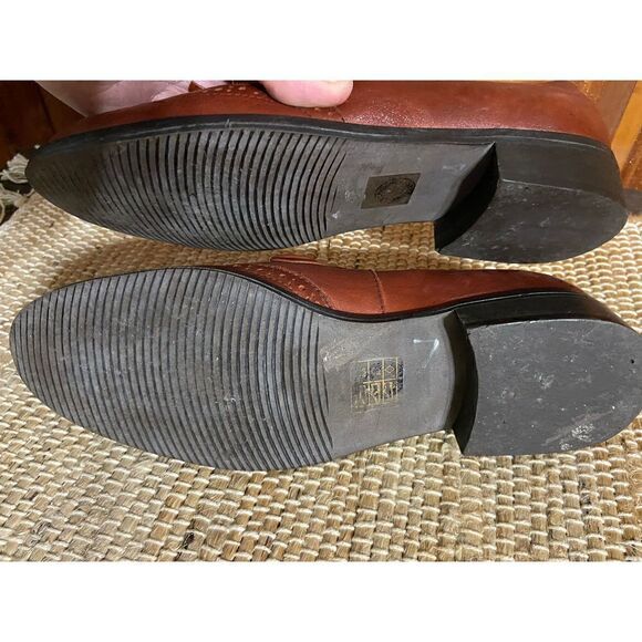 Carvel a Kurt Geiger leather tasseled loafers - Picture 5 of 8